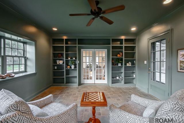 2221 Olive St, Baton Rouge, LA 70806