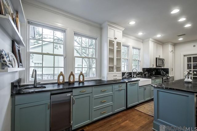 2221 Olive St, Baton Rouge, LA 70806