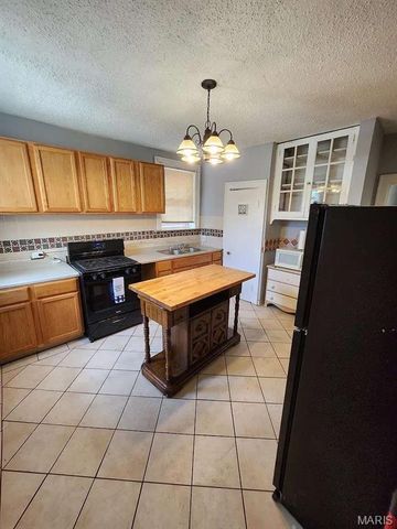 4856 Farlin Avenue, St Louis, MO 63115