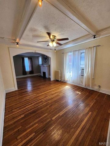 4856 Farlin Avenue, St Louis, MO 63115