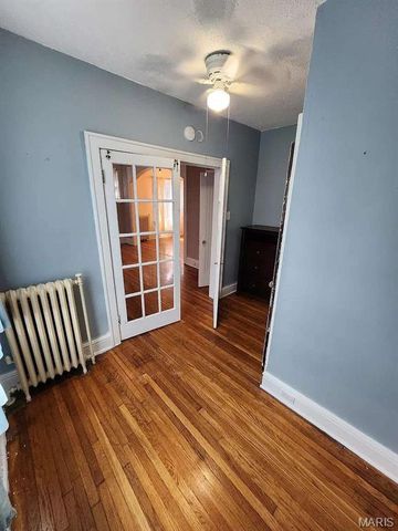 4856 Farlin Avenue, St Louis, MO 63115