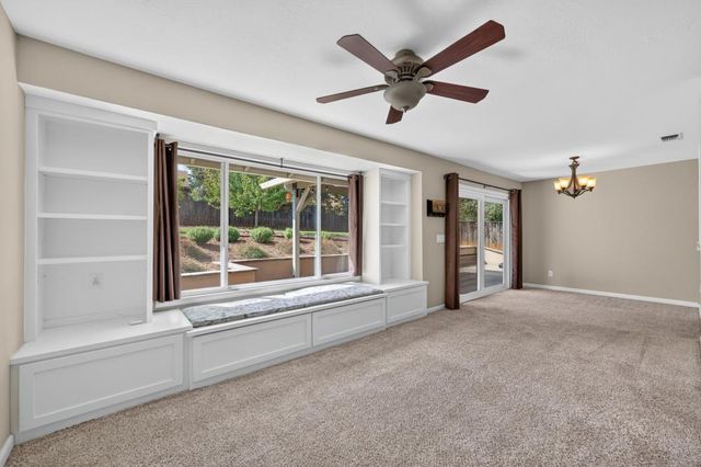 3450 La Canada Dr, Cameron Park, CA 95682