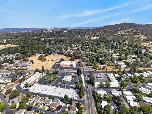 3450 La Canada Dr, Cameron Park, CA 95682