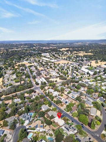 3450 La Canada Dr, Cameron Park, CA 95682