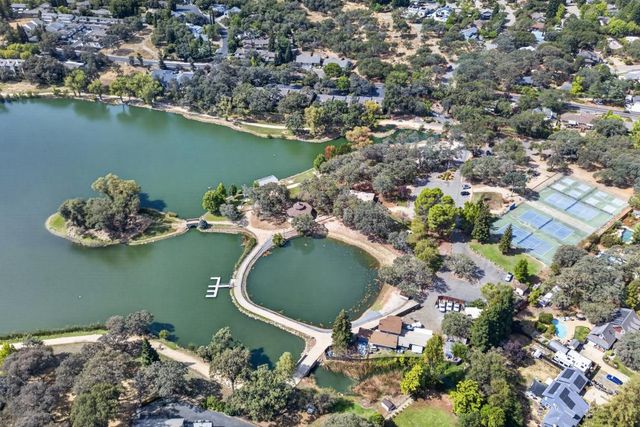 3450 La Canada Dr, Cameron Park, CA 95682