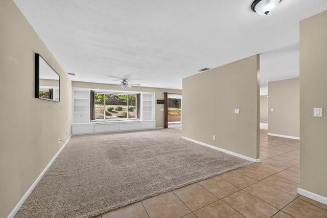 3450 La Canada Dr, Cameron Park, CA 95682
