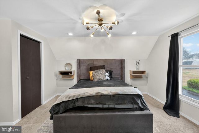 2811 NEWPORT GAP PIKE, Wilmington, DE 19808