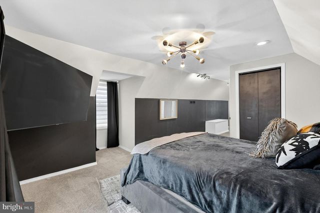 2811 NEWPORT GAP PIKE, Wilmington, DE 19808