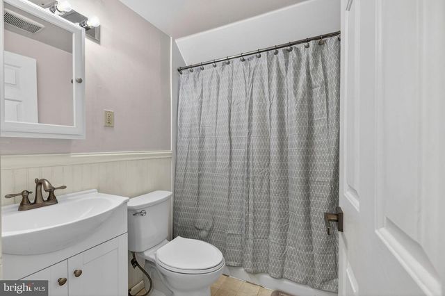 2811 NEWPORT GAP PIKE, Wilmington, DE 19808