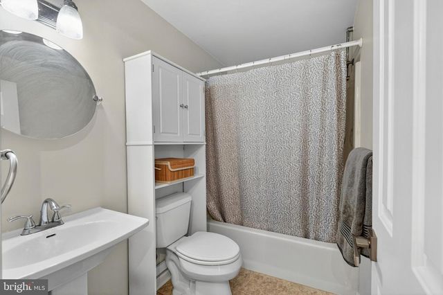 2811 NEWPORT GAP PIKE, Wilmington, DE 19808