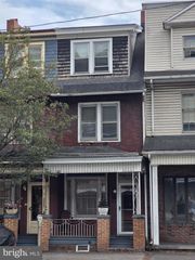 222 W CENTRE ST, Ashland, PA 17921
