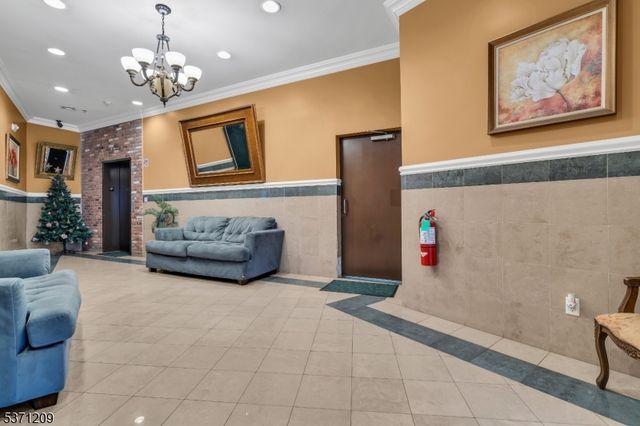 30 Austin Street 204, Newark City, NJ 07114