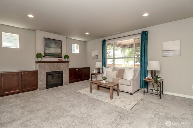2707 179th Street E, Tacoma, WA 98445