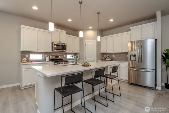 2707 179th Street E, Tacoma, WA 98445