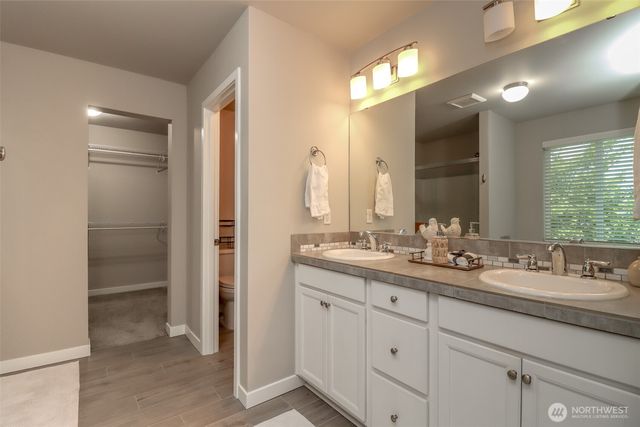 2707 179th Street E, Tacoma, WA 98445