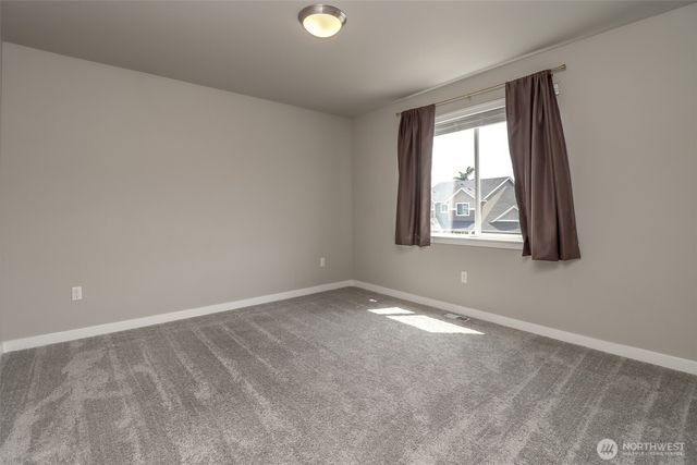 2707 179th Street E, Tacoma, WA 98445