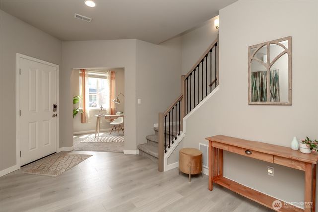 2707 179th Street E, Tacoma, WA 98445
