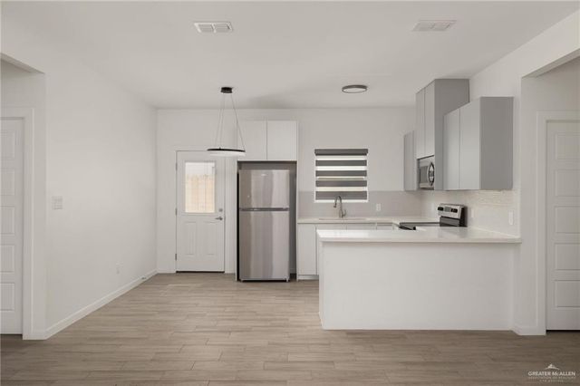 308 W Campeche Avenue, Mission, TX 78573