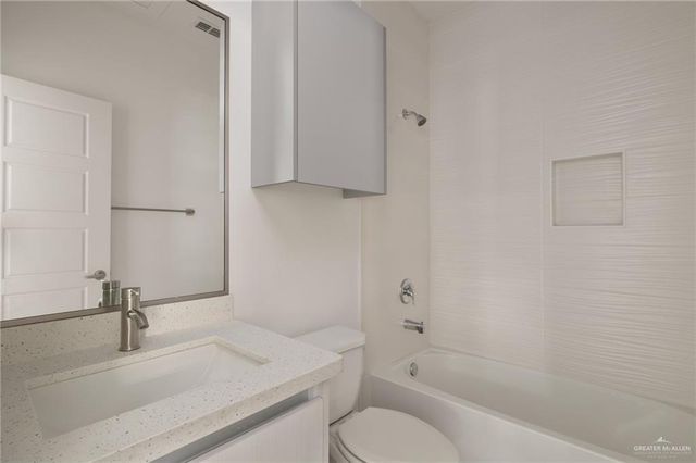 308 W Campeche Avenue, Mission, TX 78573