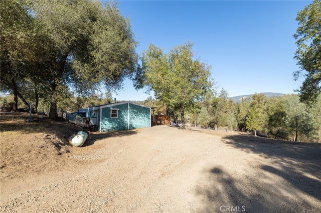 42661 Little Rock, Ahwahnee, CA 93601
