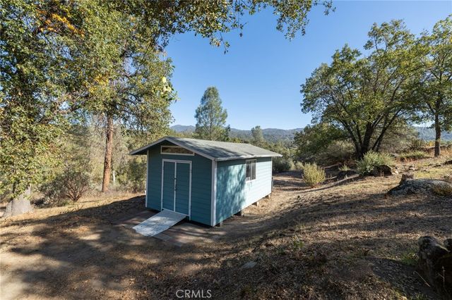 42661 Little Rock, Ahwahnee, CA 93601