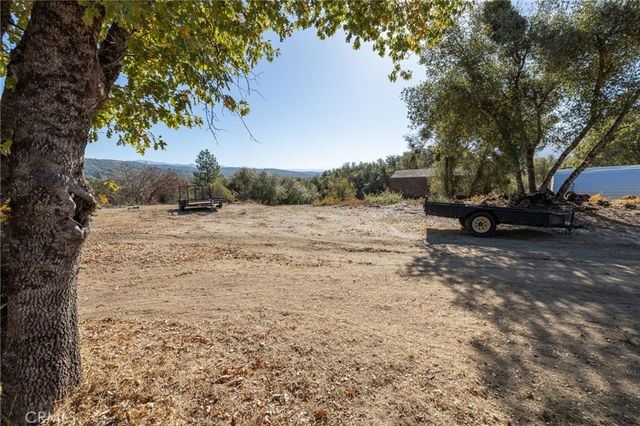 42661 Little Rock, Ahwahnee, CA 93601