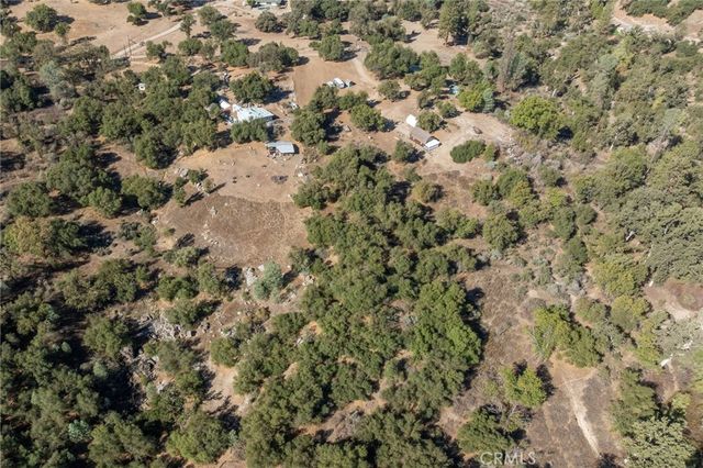 42661 Little Rock, Ahwahnee, CA 93601