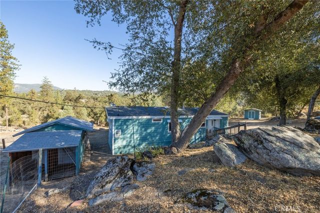 42661 Little Rock, Ahwahnee, CA 93601