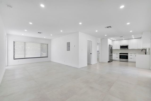 491 SE 19th Avenue, Pompano Beach, FL 33060