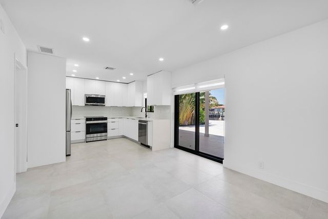491 SE 19th Avenue, Pompano Beach, FL 33060