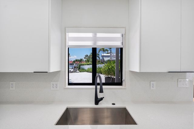 491 SE 19th Avenue, Pompano Beach, FL 33060