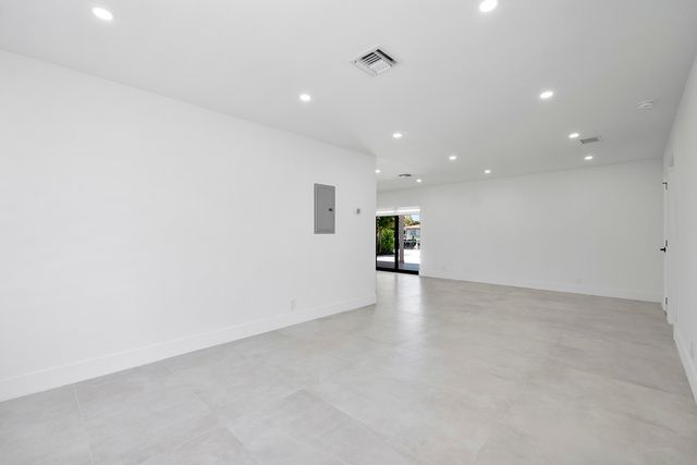 491 SE 19th Avenue, Pompano Beach, FL 33060