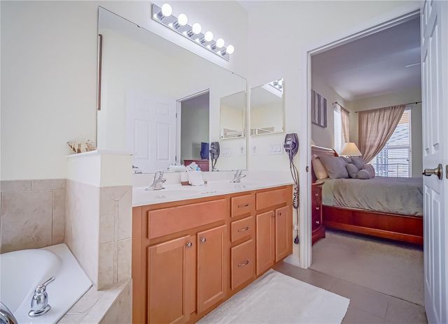 1009 ORANGE COSMOS BOULEVARD, Davenport, FL 33837