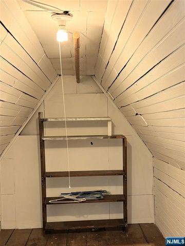 1 Club 3, Montclair, NJ 07042