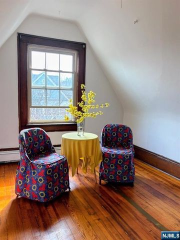 1 Club 3, Montclair, NJ 07042