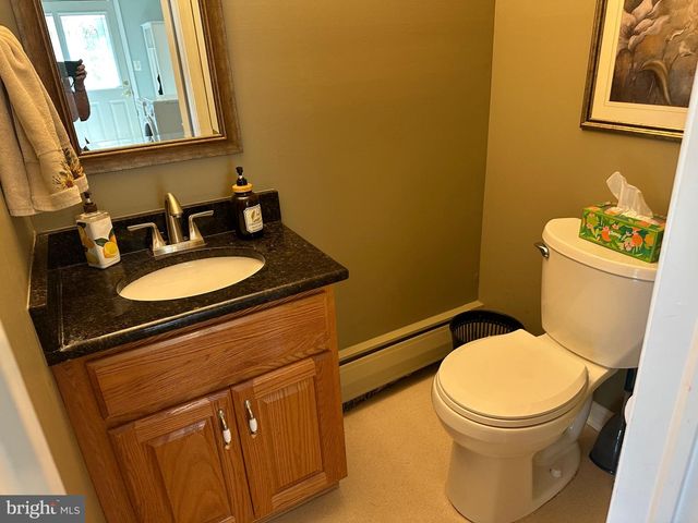1325 DEFLAVIS CIR, Blue Bell, PA 19422