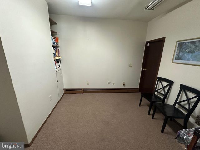 1325 DEFLAVIS CIR, Blue Bell, PA 19422