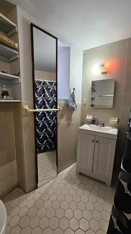 319 E 105th St Apt 6B, New York City, NY 10029