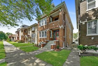 4730 S Komensky Avenue 1, Chicago, IL 60632