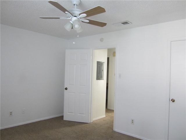6702 Everhart F103, Corpus Christi, TX 78413