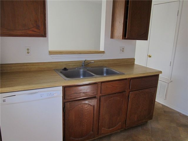 6702 Everhart F103, Corpus Christi, TX 78413
