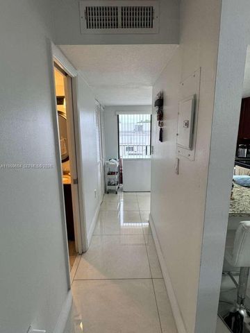5083 W 12th Ln D-6, Hialeah, FL 33012