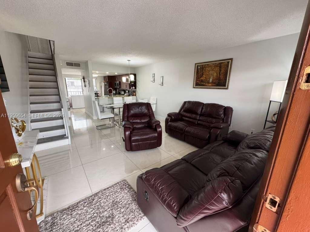 5083 W 12th Ln D-6, Hialeah, FL 33012