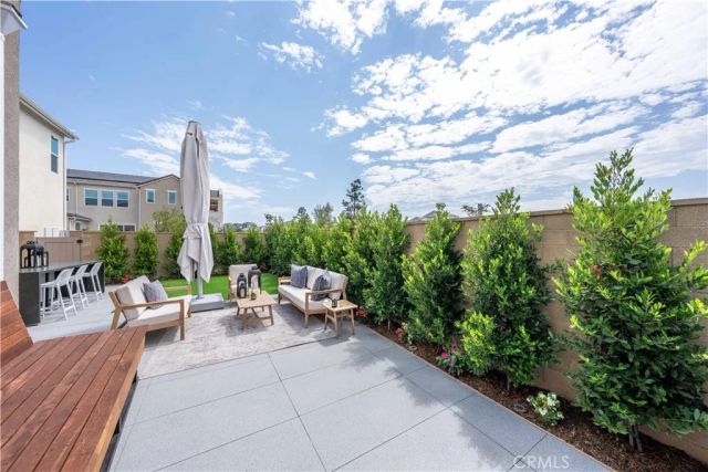 232 Junco, Irvine, CA 92618