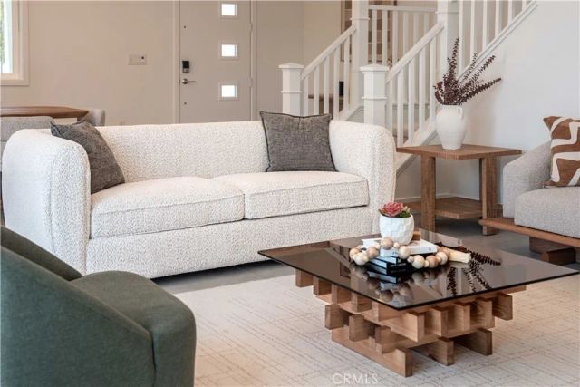 232 Junco, Irvine, CA 92618