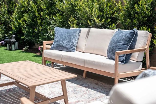 232 Junco, Irvine, CA 92618