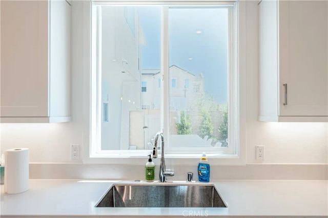 232 Junco, Irvine, CA 92618