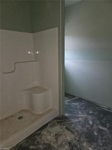 1376 Piedmont Drive, Lexington, NC 27295