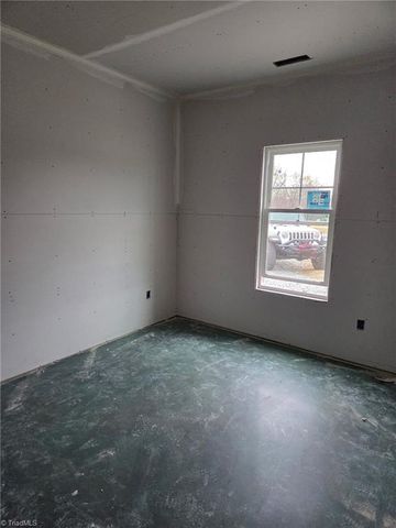 1376 Piedmont Drive, Lexington, NC 27295