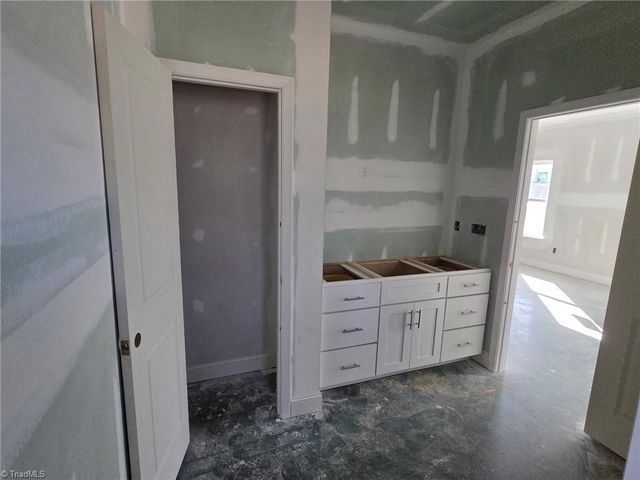 1376 Piedmont Drive, Lexington, NC 27295